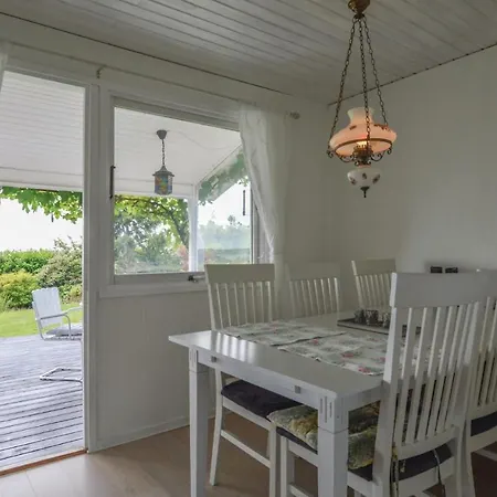 Three-bedroom Holiday In Grevinge