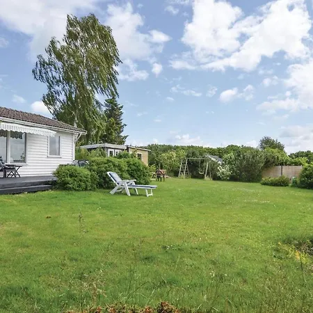 Three-bedroom Holiday In *